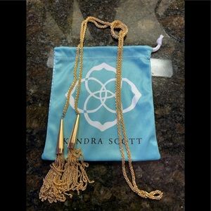 Kendra Scott rose gold Phara necklace